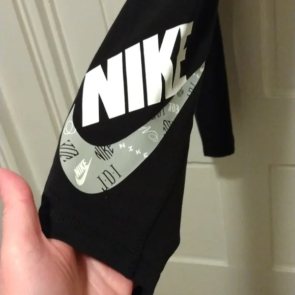 2/$20 NWT NIKE GIRLS LEGGINGS SIZE XL - Picture 4 of 11